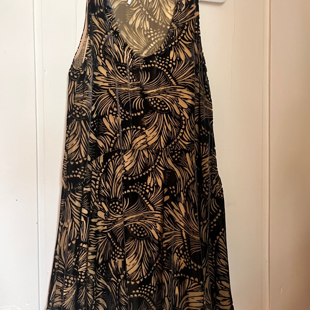 Black and gold dress